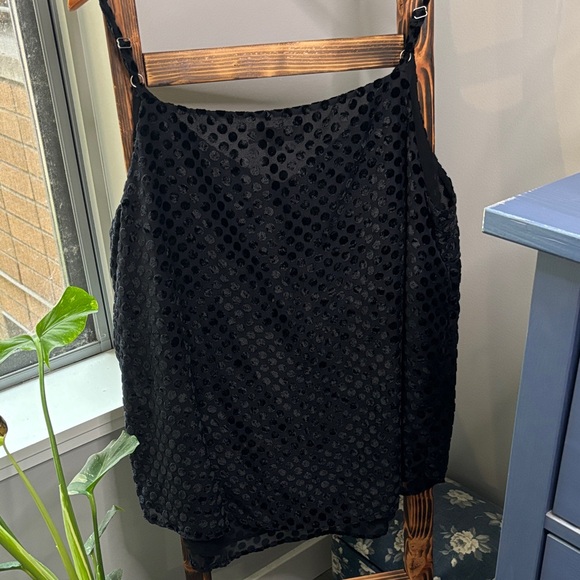 LOFT Black Textured Velvet Tank - Picture 3 of 4